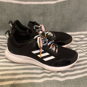 Adidas Edgebounce Black and White Gym‎ Shoes Size 7